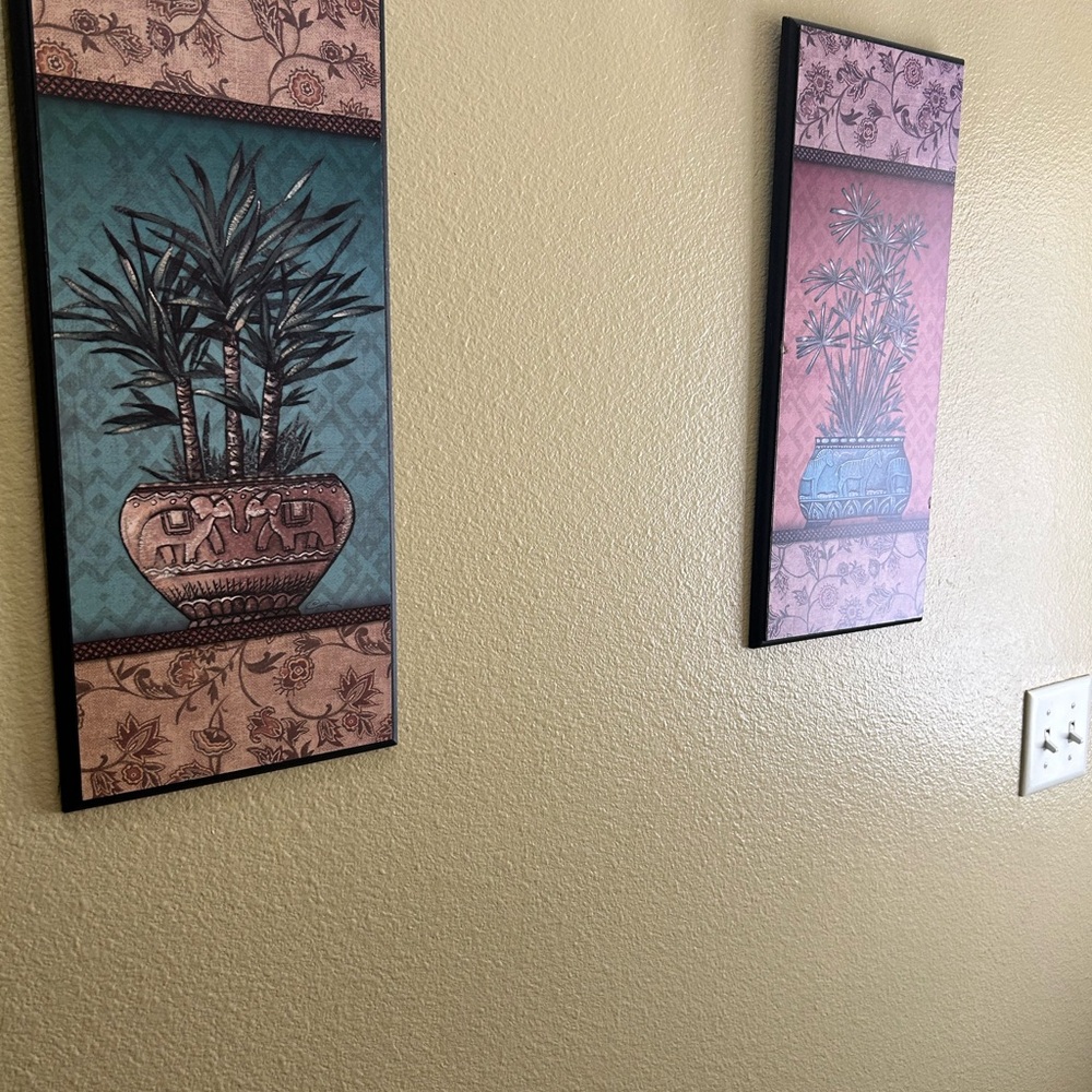 Elegant Botanical Wall Art Set - Green and Pink